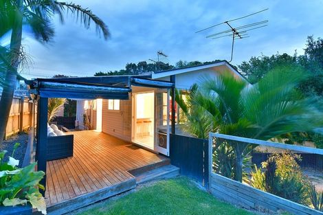 Photo of property in 9 Neptune Avenue, Beach Haven, Auckland, 0626