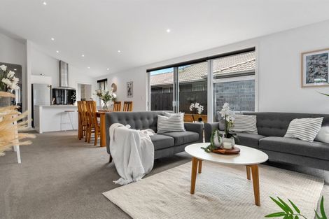 Photo of property in 14 Rire Hau Lane, Pyes Pa, Tauranga, 3112