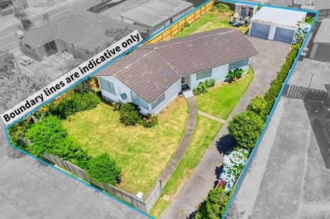 Photo of property in 13 Harmel Road, Glendene, Auckland, 0602