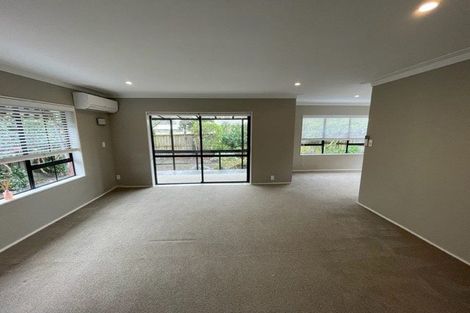 Photo of property in 2/48 Shakespeare Road, Milford, Auckland, 0620