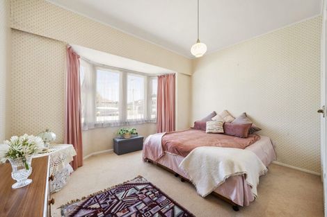Photo of property in 77 Rotherham Terrace, Miramar, Wellington, 6022