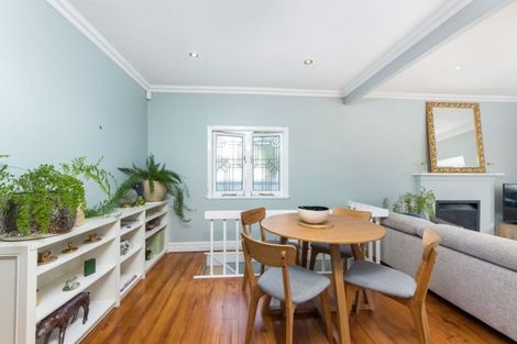 Photo of property in 21 Island Bay Road, Beach Haven, Auckland, 0626