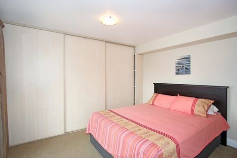 Photo of property in 10 Coulthard Terrace, Opaheke, Papakura, 2113