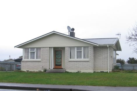 Photo of property in 610 Kiwi Street, Camberley, Hastings, 4120