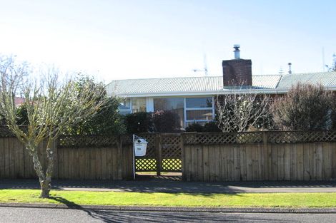 Photo of property in 24 Regent Street, Silverdale, Hamilton, 3216