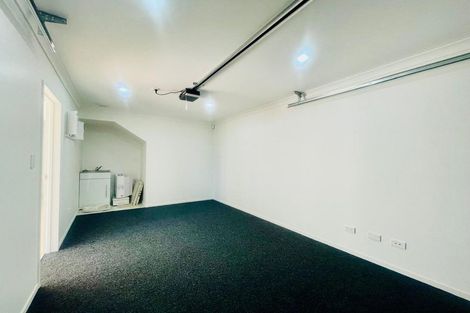Photo of property in 8b Neems Place, Manurewa, Auckland, 2102