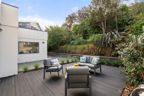 Photo of property in 7 Joseph Banks Drive, Whitby, Porirua, 5024