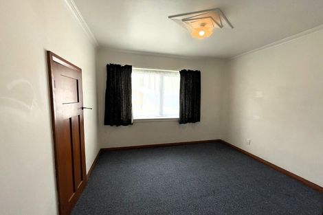 Photo of property in 81-87 Whites Line East, Waiwhetu, Lower Hutt, 5010