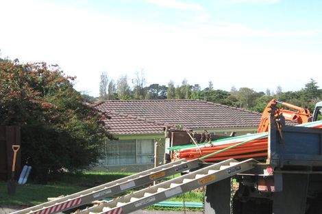 Photo of property in 42 Redwood Drive, Massey, Auckland, 0614