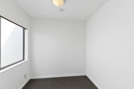 Photo of property in Montreaux Apartments, 10j/164 The Terrace, Wellington Central, Wellington, 6011