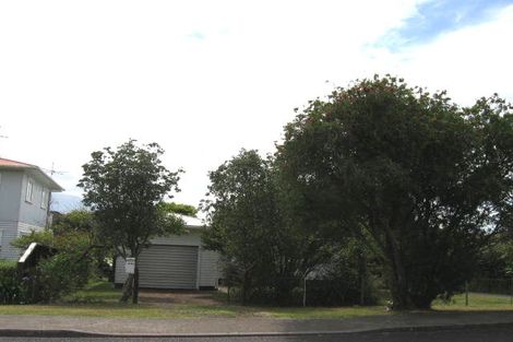Photo of property in 2/44 Toroa Street, Torbay, Auckland, 0630