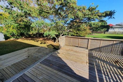 Photo of property in 1/5 Myna Place, Weymouth, Auckland, 2103