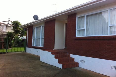 Photo of property in 1/8 Tina Place, Sunnyhills, Auckland, 2010