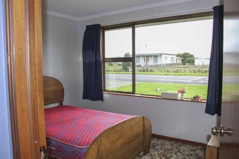 Photo of property in 5 Papatotara Road, Tuatapere, 9620
