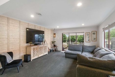 Photo of property in 39 Calypso Drive, Papamoa Beach, Papamoa, 3118