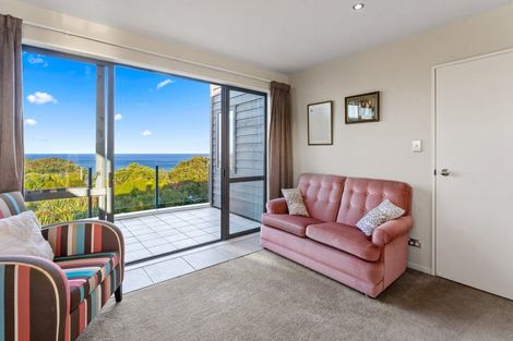 Photo of property in 68 Barrier View Road, Leigh, 0985