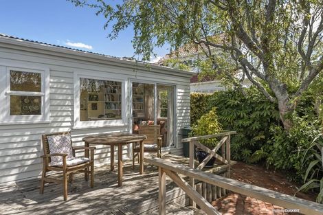 Photo of property in 55 Cashmere Avenue, Khandallah, Wellington, 6035