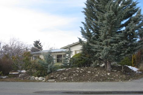 Photo of property in 209-211 Mackenzie Drive, Twizel, 7901