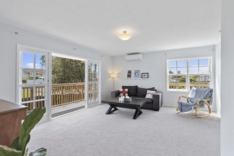 Photo of property in 1/39 Butterworth Drive, Glendene, Auckland, 0602
