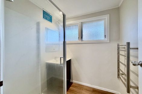 Photo of property in 2b Deveron Road, Manurewa, Auckland, 2102