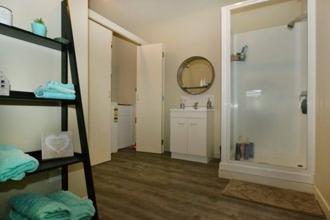 Photo of property in 2 Knox Place, Leamington, Cambridge, 3432