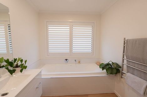 Photo of property in 5 Rylstone Way, Te Kauwhata, 3710