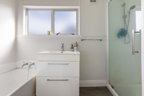 Photo of property in 37 Burgoyne Street, Woodville, 4920