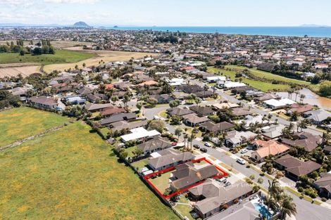 Photo of property in 48 Oreti Crescent, Papamoa Beach, Papamoa, 3118