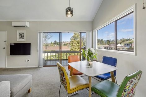 Photo of property in 1/7 Newstead Avenue, Browns Bay, Auckland, 0632