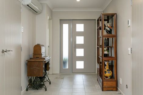 Photo of property in 13 Pokaka Crescent, Wharewaka, Taupo, 3330