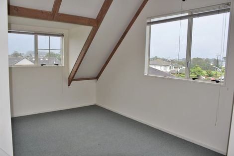 Photo of property in 13 Noel Williams Place, Windsor Park, Auckland, 0630