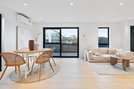 Photo of property in 9a O'donn Avenue, Beach Haven, Auckland, 0626