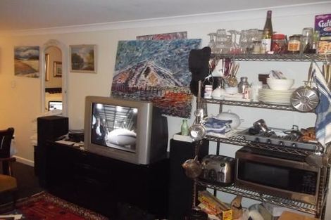 Photo of property in 14 Molesworth Street, Taita, Lower Hutt, 5011