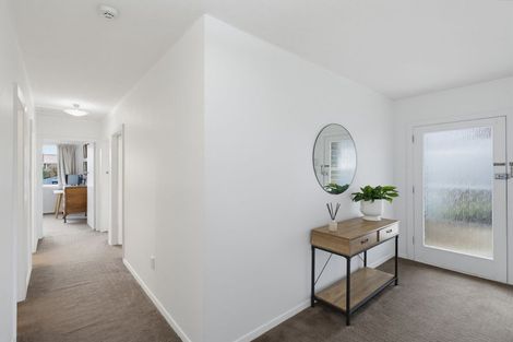 Photo of property in 16 Colesbury Street, Bishopdale, Christchurch, 8053
