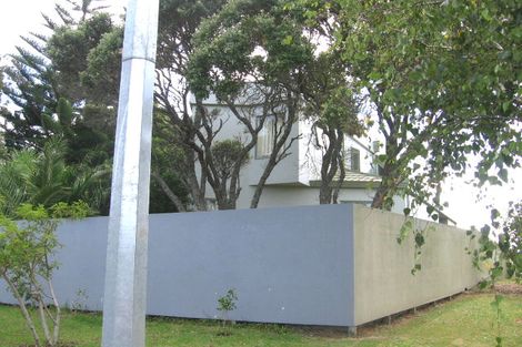 Photo of property in 1/163 Glenfield Road, Hillcrest, Auckland, 0626