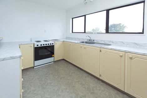 Photo of property in 42 Elliston Crescent, Stanmore Bay, Whangaparaoa, 0932