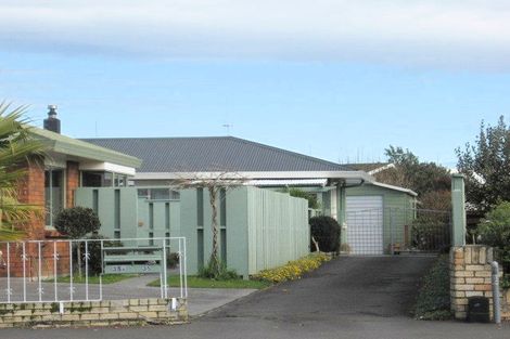 Photo of property in 35 Hukanui Road, Fairfield, Hamilton, 3214