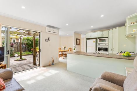 Photo of property in 2/3 Inagh Close, Dannemora, Auckland, 2016