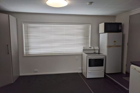 Photo of property in 2/12 Gossamer Drive, Pakuranga Heights, Auckland, 2010