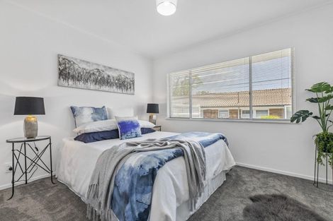 Photo of property in 2/25 Pinedale Place, Henderson, Auckland, 0610
