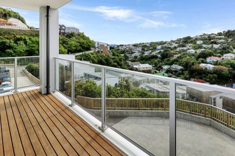 Photo of property in 3/67 Tiketike Way, Brooklyn, Wellington, 6021