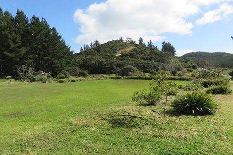 Photo of property in 662 Whangaruru North Road, Whangaruru, Hikurangi, 0184