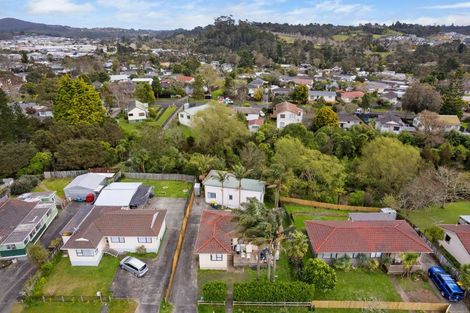 Photo of property in 15 Edwin Freeman Place, Ranui, Auckland, 0612