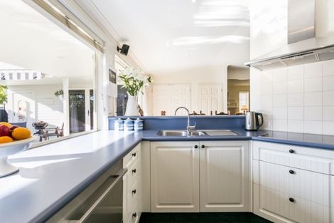 Photo of property in 119 Georges Drive, Napier South, Napier, 4110