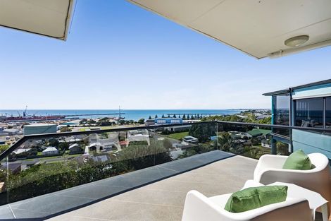 Photo of property in 12d Parris Street, Moturoa, New Plymouth, 4310