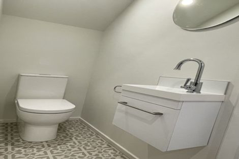 Photo of property in 2/12 Burke Street, Addington, Christchurch, 8024