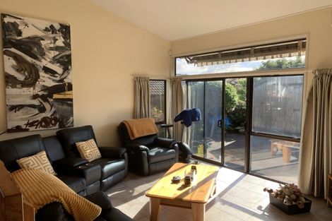 Photo of property in 56 Oliver Road, Eastern Beach, Auckland, 2012