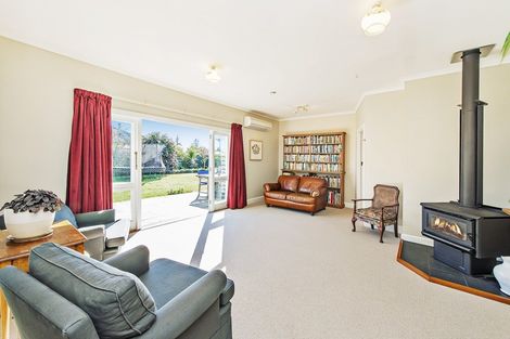 Photo of property in 27 Courtenay Road, Kirwee, Darfield, 7571