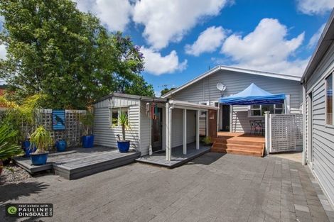 Photo of property in 7 Parahaki Street, Regent, Whangarei, 0112