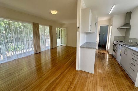 Photo of property in 13 Lucinda Place, Glen Eden, Auckland, 0602